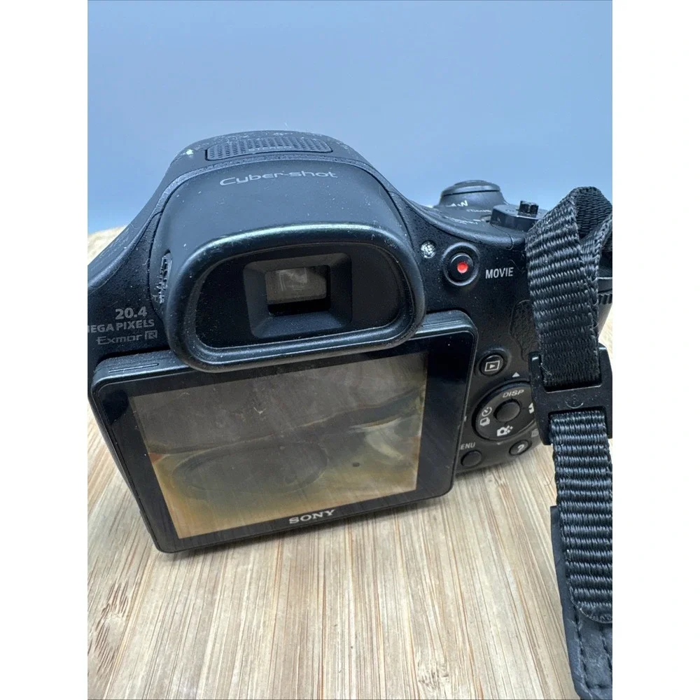 Sony Cyber-shot DSC-HX300 Bridge Camera 20.4MP 50x Zoom HD Video Black Untested